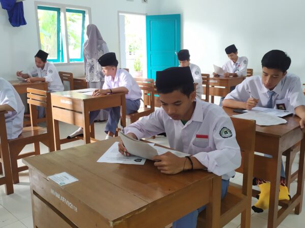 Pelaksanaan Asesmen Sumatif Akhir Semester Genap Tahun Pelajaran 2023/2024 Pelaksanaan Asesmen Sumatif Akhir Semester Genap Tahun Pelajaran 2023/2024