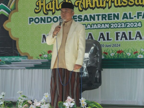 Kemeriahan Acara Haflah Akhirussanah Pondok Pesantren Al-Falaah Kemeriahan Acara Haflah Akhirussanah Pondok Pesantren Al-Falaah